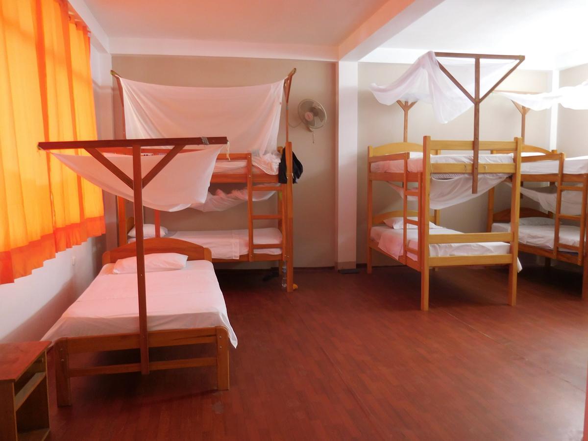 Tambopata Hostel Puerto Maldonado Eksteriør billede